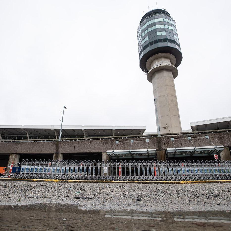 Ex-pilot called himself Messiah on climate-change mission, day before alleged hijack